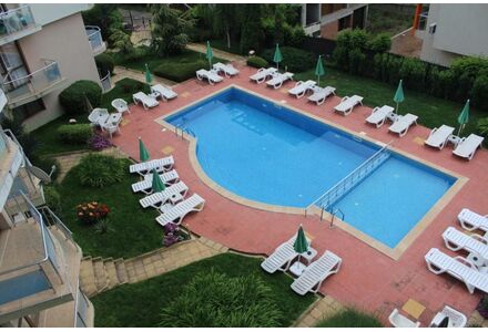 Apartment 3-room 2+1 by the sea in Nesebar (Sveti Vlas) Bulgaria area 84m² 1 floor