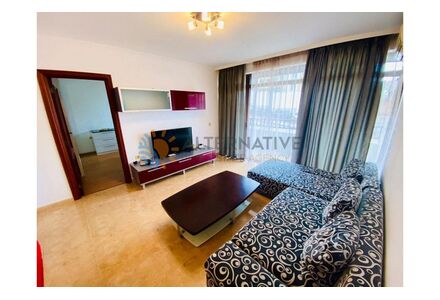 Квартира 3-комнатная 2+1 в Несебре (Святой Влас) площадь 100м² 3 этаж