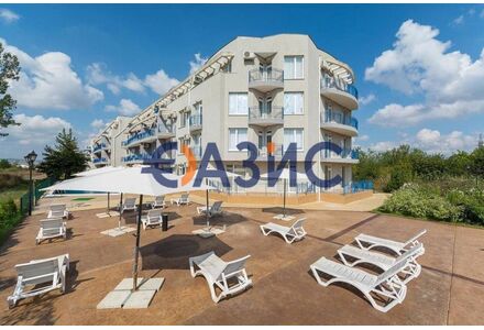 Квартира 3-комнатная 2+1 в Несебре (Солнечный Берег) площадь 67м² 2 этаж