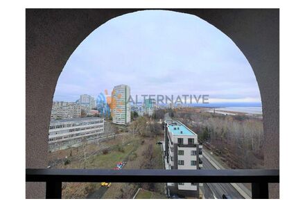 Квартира 3-комнатная 2+1 в Бургасе площадь 103м² 6 этаж