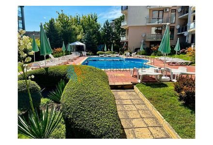 Квартира 3-комнатная 2+1 в Несебре (Святой Влас) площадь 84м²
