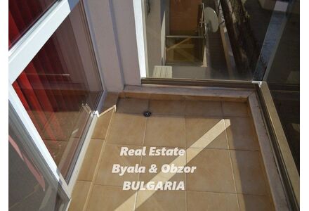 Apartment 2-room 1+1 by the sea in Byala Bulgaria area 42m² 4 floor