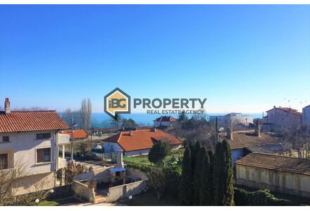 Apartment 3-room 2+1 by the sea in Byala Bulgaria area 107m² 3 floor