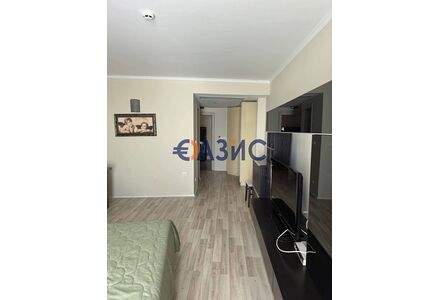 Квартира 3-комнатная 2+1 в Несебре (Святой Влас) площадь 158м² 4 этаж