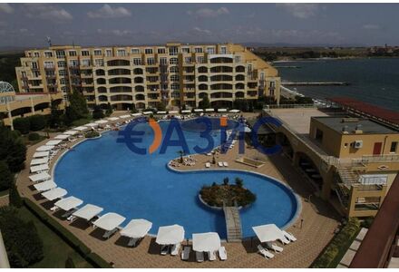 Apartment 3-room 2+1 in Pomorie (Aheloy) Bulgaria area 99m² 3 floor