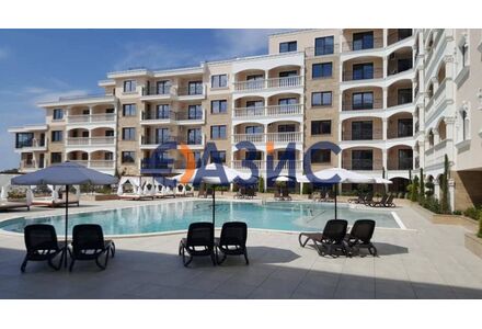 Квартира 3-комнатная 2+1 в Несебре площадь 114м² 4 этаж