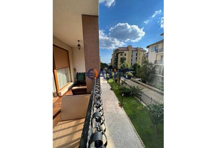 Apartment 2-room 1+1 in Nesebar (Sveti Vlas) Bulgaria area 84m² 3 floor