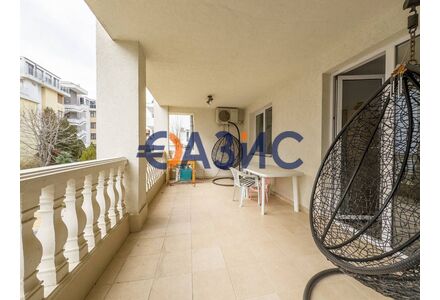Apartment 2-room 1+1 in Nesebar (Sveti Vlas) Bulgaria area 90m² 2 floor
