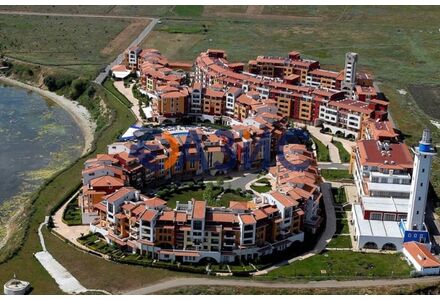 Apartment 2-room 1+1 in Pomorie (Aheloy) Bulgaria area 75m² 3 floor