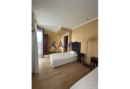 Apartment 3-room 2+1 in Nesebar (Sunny Beach) Bulgaria area 100m² 6 floor