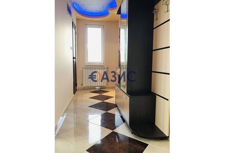 Квартира 2-комнатная 1+1 в Несебре площадь 320м² 4 этаж
