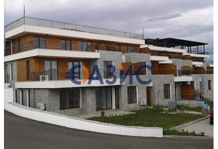 Квартира 3-комнатная 2+1 в Поморие (Ахелой) площадь 80м² 3 этаж