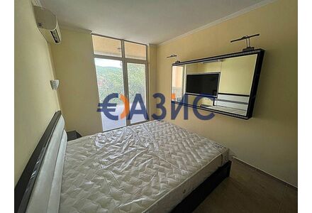 Квартира 3-комнатная 2+1 в Несебре (Елените) площадь 119.5м² 6 этаж