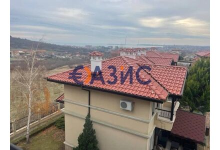 Дом в Несебре (Кошарица) площадь 199.3м² 4-этажный