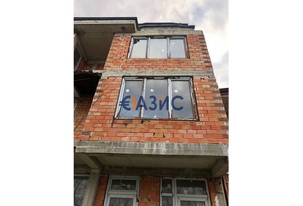 Дом в Несебре площадь 550м² 6-этажный