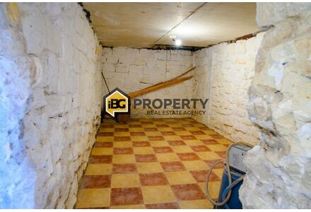 Дом у озера в Аврене (Здравец) площадь 190м² 2-этажный