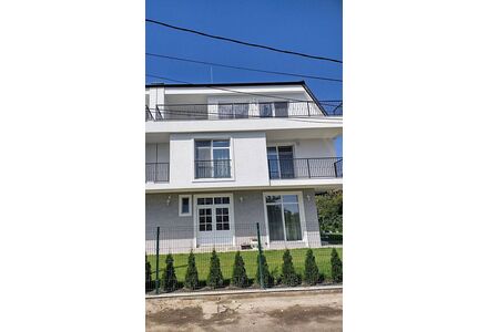 Дом у моря в Варне площадь 270м² 3-этажный