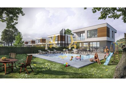 Villa by the sea in Pomorie Bulgaria area 196m² 2 floors