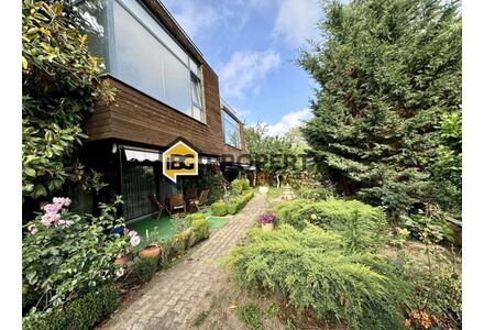 House by the sea in Byala Bulgaria area 177m² 2 floors