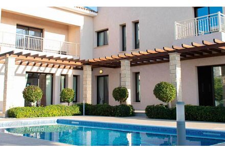 Apartment 1-room in Paphos (downtown) (Paphos) Cyprus area 121m² 