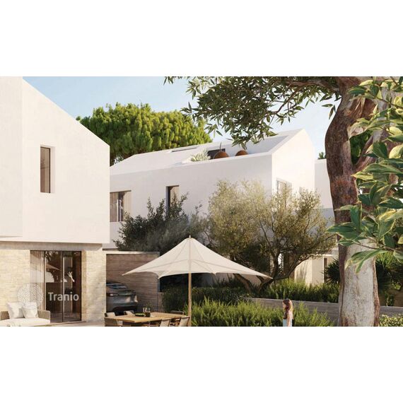 Apartment 1-room in Larnaca (Oroklini) Cyprus area 190m² 