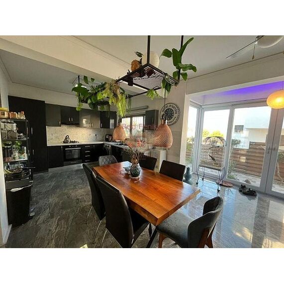 Apartment 5-room 4+1 in Kyrenia (downtown) Cyprus area 225m² , 17 image