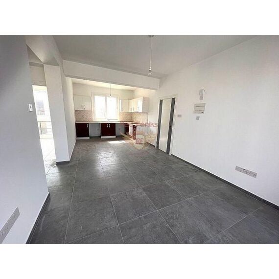 Квартира 3-комнатная 2+1 в центре Кирении площадь 85м², изображение 11