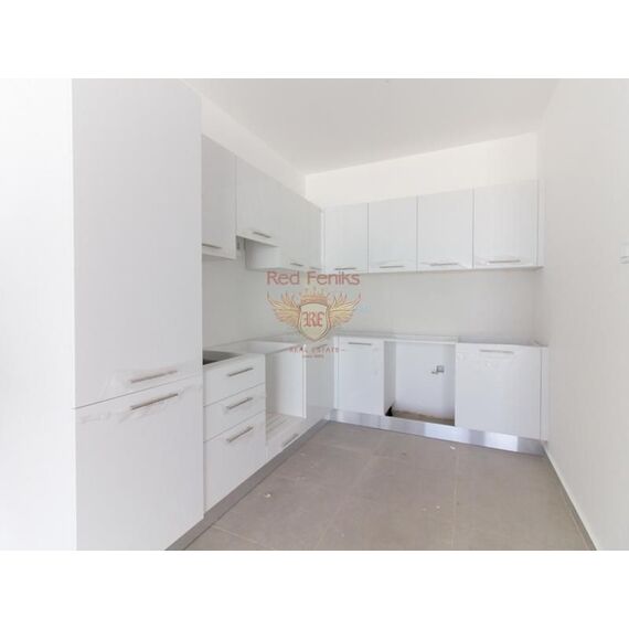 Квартира 3-комнатная 2+1 в центре Кирении площадь 77м², изображение 5
