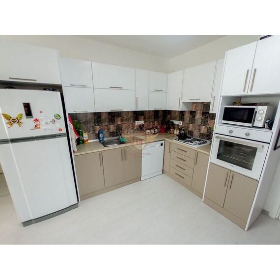 Квартира 3-комнатная 2+1 в центре Кирении площадь 87м², изображение 5