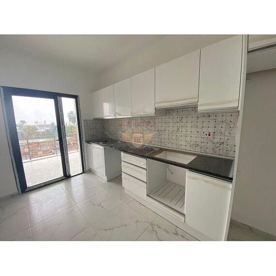 Квартира 4-комнатная 3+1 в центре Кирении площадь 125м², изображение 12