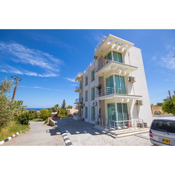 Apartment 2-room 1+1 in the mountains in Alsancak Cyprus area 44m² 2 floor