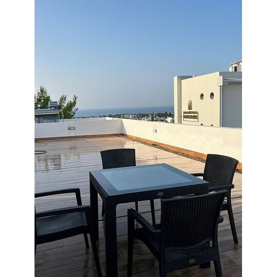 Apartment 3-room 2+1 in Kyrenia (downtown) Cyprus area 90m² 