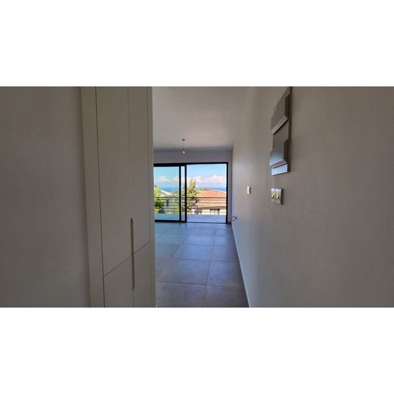 Apartment 3-room 2+1 by the sea in Kyrenia (downtown) Cyprus area 80m² , 12 image