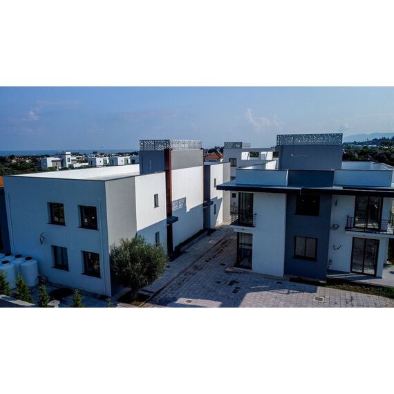 Квартира 3-комнатная 2+1 у моря в центре Кирении площадь 95м², изображение 3