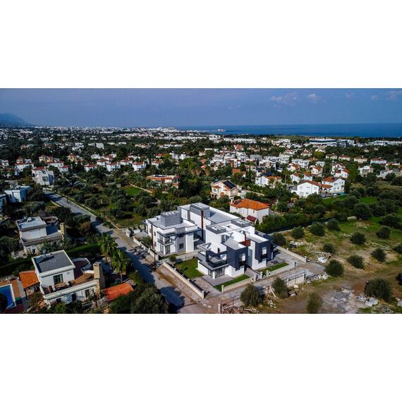 Квартира 3-комнатная 2+1 у моря в центре Кирении площадь 95м², изображение 8