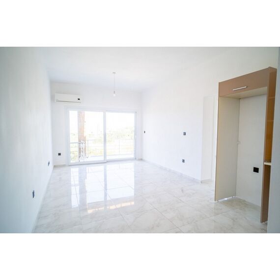 Apartment 3-room 2+1 by the sea in Alsancak Cyprus area 74m² , 8 image