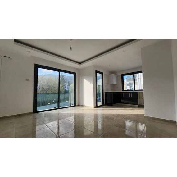 Apartment 3-room 2+1 by the sea in Alsancak Cyprus area 80m² , 8 image