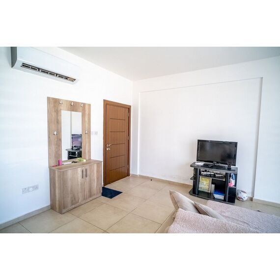 Квартира 3-комнатная 2+1 у моря Лапитос (Лапта) площадь 85м², изображение 9