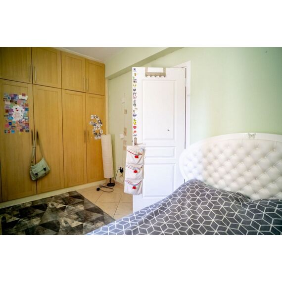 Apartment 4-room 3+1 by the sea in Alsancak Cyprus area 130m² 