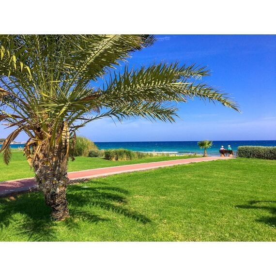 Apartment 2-room 1+1 by the sea in Iskele (Long Beach) Cyprus area 47m² , 4 image