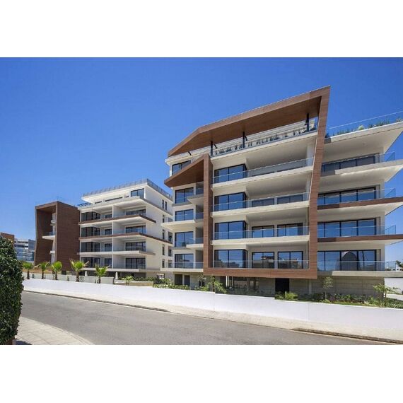 Apartment 1-room 2+1 by the sea in Limassol Cyprus area 124m² 