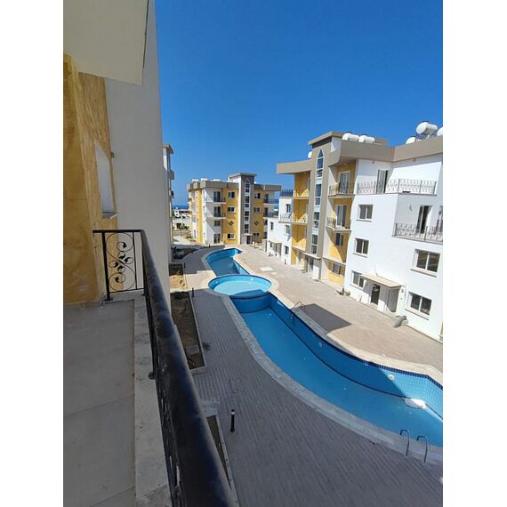 Apartment 2-room 1+1 by the sea in Alsancak Cyprus area 50m² , 10 image