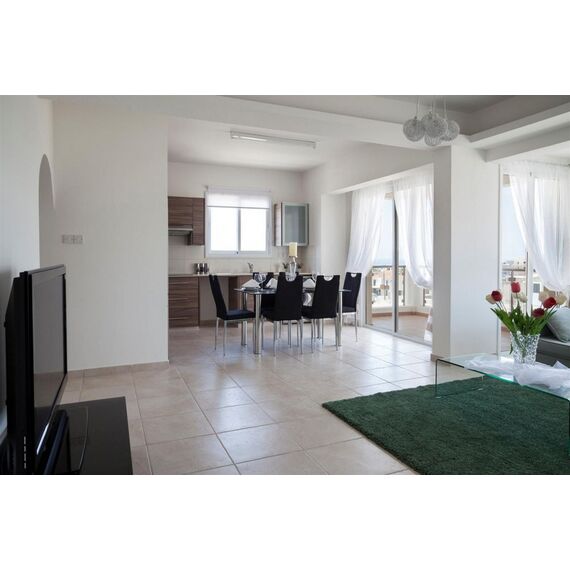 Apartment 4-room 3+1 by the sea in Paphos (downtown) Cyprus area 100m² 3 floor, 5 image