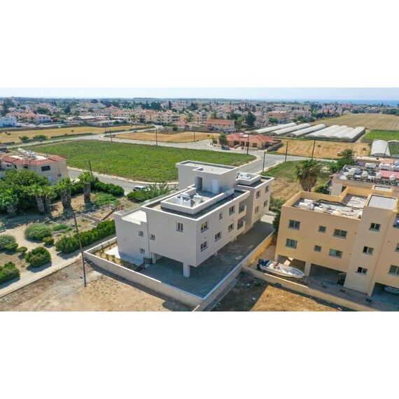 Квартира 1-комнатная 1+1 у моря в Ларнаке площадь 150м², изображение 11