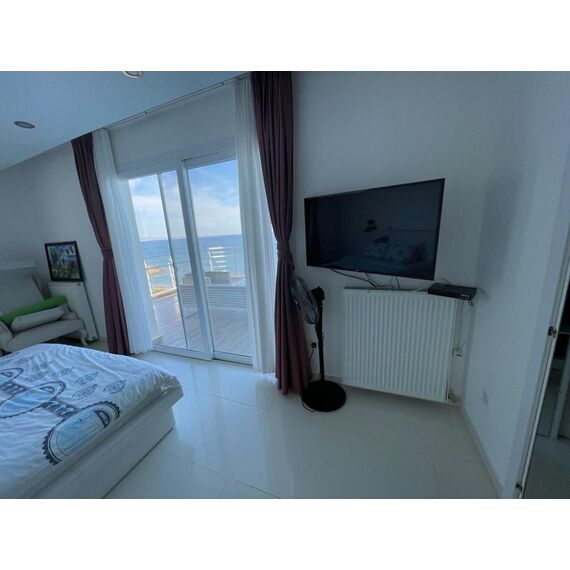 Apartment 4-room 3+1 by the sea in Famagusta (downtown) Cyprus area 370m² 15 floor, 17 image