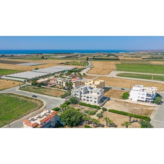 Квартира 1-комнатная 1+1 у моря в Ларнаке площадь 150м², изображение 2