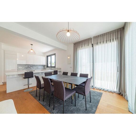 Apartment 1-room 1+0 studio by the sea in Limassol Cyprus area 104m² 1 floor, 3 image