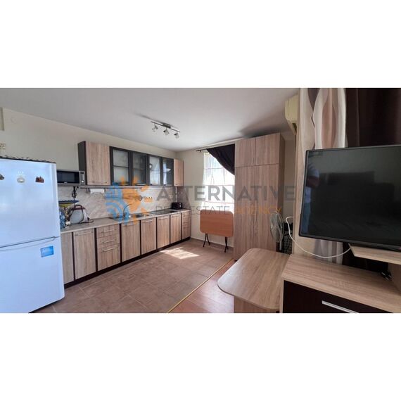 Apartment 1-room 1+0 studio by the sea in Burgas Bulgaria area 50m² 4 floor, 4 image