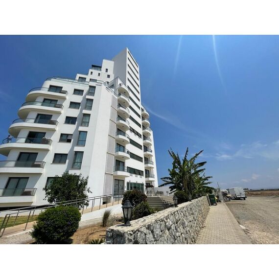 Apartment 2-room 1+1 by the sea in Guzelyurt Cyprus area 65m² 5 floor, 3 image