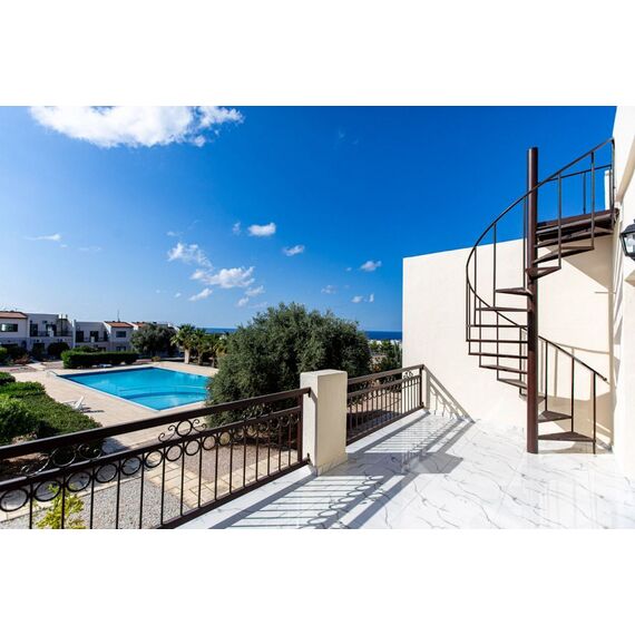 Apartment 3-room 2+1 by the sea in Kyrenia (downtown) Cyprus area 75m² 2 floor, 10 image